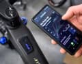 Um die Messfahrten wirklich vergleichbar zu machen, haben wir alle Antriebe auf ein vergleichbares Power-Niveau angeglichen. Möglich macht das die Feineinstellung der U-Stufen über die App. Rund 250 Watt mussten die Motoren in unserem Feldtest konstant liefern.