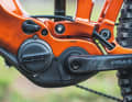 The current power unit from the Japanese company can compete with the best on the market in all disciplines: At 2.7 kilos, the PW-X3 is very light, compact, quiet, powerful and lively. It offers five support modes, which are very progressive, similar to Bosch. The motor only releases its full power with strong rider input.