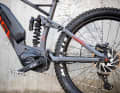 Many bike companies had been eagerly waiting for the world's largest manufacturer to enter the e-MTB motor market. In 2016, the time had come: Shimano presented its first pure e-MTB motor, the E8000.