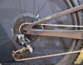 The drivetrain is provided by an electronic Sram X01 Eagle AXS