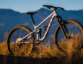 The affordable Mythique VRS guarantees uphill and downhill riding fun