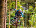 Comfort saddle: You have to pull hard on the reins of the Specialized Demo to get some airtime or it will stick to the ground.