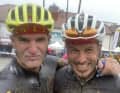 The hotel crew is delighted: BIKE editor-in-chief Henri Lesewitz (left) and team partner Michael Veith crossed the finish line on the second stage with a maximum of mud. A heavy thunderstorm had caught them on the summit of Kronplatz. The stage was cancelled for the following riders for safety reasons.