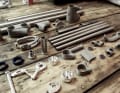 The connecting pieces are produced in the 3D printer. The steel tubes come as blanks from Reynolds. 