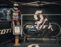 Das Rekord-Bike und der Race-Suit waren beim BIKE Festival in Leogang am Scott-Stand zu bestaunen.