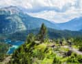Ein Trail wie aus einem kanadischen Bike-Bilderbuch: der Blindsee-Trail am Grubigstein in Lermoos.