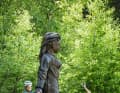 According to legend, Mrs Holle is said to bathe in her pond on the Hoher Meißner in exactly this form at midday. We only met her wooden counterpart.