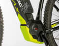Corratec and Cube integrate the battery elegantly into the down tube. On the other bikes, the battery sits in the frame triangle like a foreign body. The additional skid plate on the motor protects against accidental impacts.