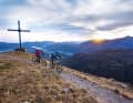 Just don't be distracted by the lake panorama! The super trail below the Corona di Pinz is just the beginning of a very, very long descent to Losone.