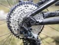Focus Jam² 6.7 Plus: Variable: The chainstay length and geometry can be adjusted using a flip chip so that the Jam² can be ridden with both 27.5 and 29 inch wheels.