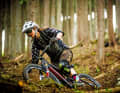 Whether at home or in faraway Japan: Steffi Marth always looks good on her bike. Here she is tearing through the soft earth on Mount Fuji. "The trail can keep up with the best in the world," she believes.