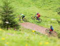1. Table-Jumps - am besten als Step-up gebaut - lassen sich auch von Einsteigern gefahrlos springen. Wichtig: die Dimensionen müssen stimmen (hier im Brandnertal).