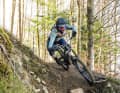 Rutschige Wurzeln, Steinfelder, Schmodderpisten - da kann das GT nur müde lachen. Kein anderes Bike erzeugte so viel Bodenhaftung wie das Kohlefaser Bike des DH-Vizeweltmeisters Martin Maes.