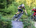 With its many varied trails, the Rabenberg trail centre offers perfect working conditions for our test crew. Small jumps, root passages and stone fields demand everything from the trail bikes.

  