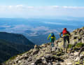 From Musala, you descend to the bike park in Borovets: The 1320 metres of descent on the Shatar Trail are packed with adventure, rocks and plenty of panoramic views.