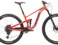 The Process 134 DL 29 comes with a similar spec to its carbon brother: instead of Fox Performance, there's Rockshox Select, but the motto remains the same: functional but not too expensive. However, we find the 3999 euros for the complete bike with aluminium frame quite steep.