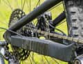 ARC8 Extra: The chainstay protector is too short and doesn't protect the carbon fibre stays properly. The heels occasionally graze the wide rear triangle (depending on your foot position).