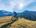 Agile sprinters and potent downhillers roll through the test field. The Scott runs even better uphill than downhill.
