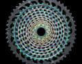 Die neue 10-52er-Kassette der XX1 Eagle im Regenbogen-Look.