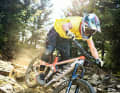 Canyon Strive CF 9.0: Despite its moderate geometry and manageable suspension travel, the Strive has amazing downhill qualities.