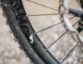 Bulls Wild Ronin Team: Die Carbon-Laufräder mit 30 mm breiten Felgen sparen Gewicht und lassen sich am besten beschleunigen.
