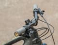 Koba Trailtool AM: A short stem and heavily offset handlebars make it difficult to get pressure on the front wheel.
