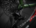 The twelve-speed Deore sorts the gears in the top model, all other models come with ten-speed or eleven-speed drivetrains.