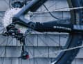 On the Horst link of the Kuro, a combination of plain and industrial bearings ensures a rigid rear triangle.