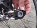 The gears are changed using a ratchet system