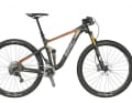 BMC Speedfox: Die Neuauflage des Speedfox rollt auf 29 Zoll und besitzt vorne wie hinten 130 Millimeter Federweg. Beim 2,2 Kilo leichten Rahmen inklusive Dämpfer kommt das Big Wheel Concept von BMC zum Einsatz. Ein relativ flacher 68,5 Grad Lenkwinkel, 435 Millimeter kurze Kettenstreben und ein langer Reach. Es gibt drei Modelle in je fünf Größen.