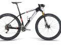 Shimano shifts instead of Sram, Fox damps and springs instead of Rock Shox. With a complete XTR groupset and Float Factory Kashima, their finest parts work on the Scapin Spektro. Even more exclusive is the electronic Shimano XTR Di2.