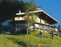 The Fleckalm Trail leads right past the Fleckalm hut: it smells of apple strudel. No chance of getting past without a break.