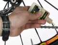 Carefree biking: Maintenance

Your bike needs a lot of attention, especially in winter. Grinding mud, aggressive salt and permanent wetness will otherwise quickly bring your equipment to a standstill and put a strain on your wallet. The bike maintenance schedule shows you what needs to be done and when.