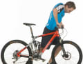 12. compress the fork with all your weight and suddenly release the handlebars. The fork slowly creeps from the compressed state back to the starting position. How quickly does the fork rebound?