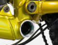 Grease screw connections: Only screw connections that do not act via the preload force may be greased at all. At these points, the grease only serves to prevent corrosion. The following may be greased with assembly paste: Pedal threads, internal bearing threads, fork caps, screws of tapered axles (e.g. in Shimano hubs).