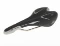SADDLE

SQ-Lab offers various anatomically optimised saddles, such as the "611" shown here. First, the biker's sit bone distance is measured and then transferred to the saddle. Three widths of 13, 14 and 15 centimetres are available. www.dersattel.de