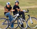In 2006, when the sport of freeriding was just taking off, 17-year-old Andreu (left) and his older brother Lluis (right) travelled to Austria for their first international competitions. Before that, the brothers had only competed in downhill races. At his slopestyle debut, Andreu, the no-name from Barcelona, blew away the competition with breathtaking stunts and an aggressive riding style. The fans were thrilled. Bike companies reportedly pulled Andreu aside during the Adidas slopestyle event to negotiate sponsorship deals with him.