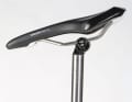 The Sumo titanium seatpost from USE represents the titanium phalanx in the test.