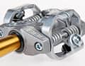 Auslösehärte Nicht nur bei Shimano, sondern auch bei BBB-, HT- und Xpedo-Pedalen lässt sich die Federhärte des Aus­lösemechanismus’ per Inbus-Schlüssel schnell und effektiv verstellen.