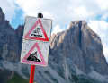 Also typical of the Dolomites: The steep gradient with deep gravel is rightly feared.