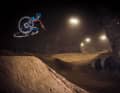 For advanced riders: Rob J lets his Fully fly over the doubles.