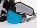 Clamp grip: More than six kilos of weight need to be tamed on the descent. The best way to do this is with overhanging hip wings, which increase the contact surface on the body.