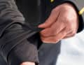 4. successful sleeve cuffs on the Mavic jacket: a sewn-in sock seals the sleeves windproof. Gloves still fit well between the sock and sleeve.