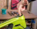 Thorough cleaning and optimum lubrication ensure smooth running and minimal wear.