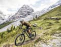Wer mit den sportlichen Kandidaten von Rose, BH und Müsing (im Bild) alpines Gelände ansteuert, braucht bergab viel Feingefühl und  eine fortgeschrittene Fahr­technik.