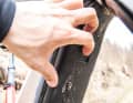 The battery cover can be opened quickly by hand, yet it sits securely and does not rattle.