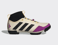 Adidas The Gravel | 180 Euro | Viele Farben, Standardschnürung, TPU-Sohle
