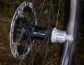 Das Hinterrad kann man mit allen aktuellen Kassetten bestücken. Fulcrum bietet die Red Zone Carbon mit Shimano HG11-Freilauf, Shimano Microspline und Sram XD Freilaufkörper an.