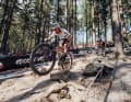 Nino Schurter (SUI) verlor eine Minute aufgrund eines Plattens. Seine starke Aufholjagd bescherte ihm Platz drei.