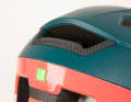 Like the MT500, the Singletrack has a minimalist rubber mount on the back to prevent the goggle from slipping.